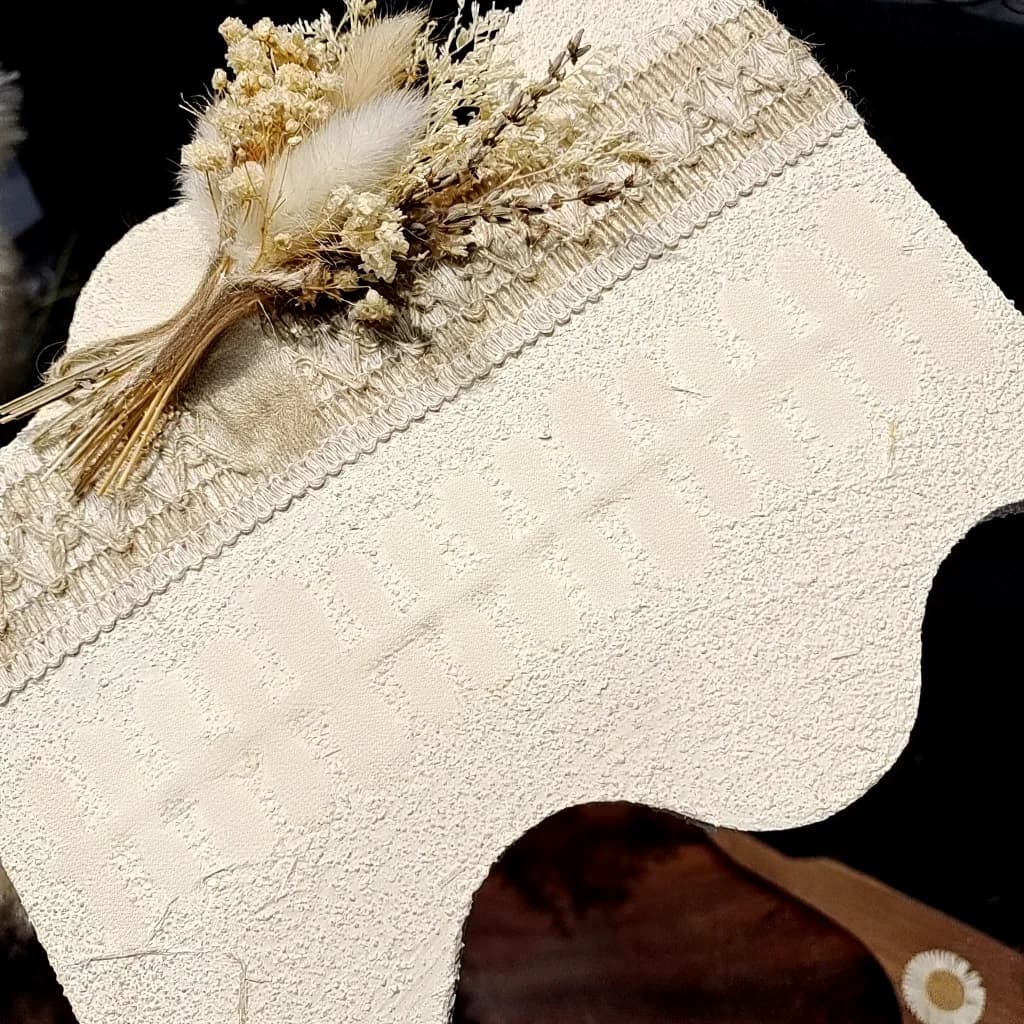 ציפורניים להדבקה בדוגמת פרחים אדומים-סיני, אפקט עין חתול וחרוזי זכוכית