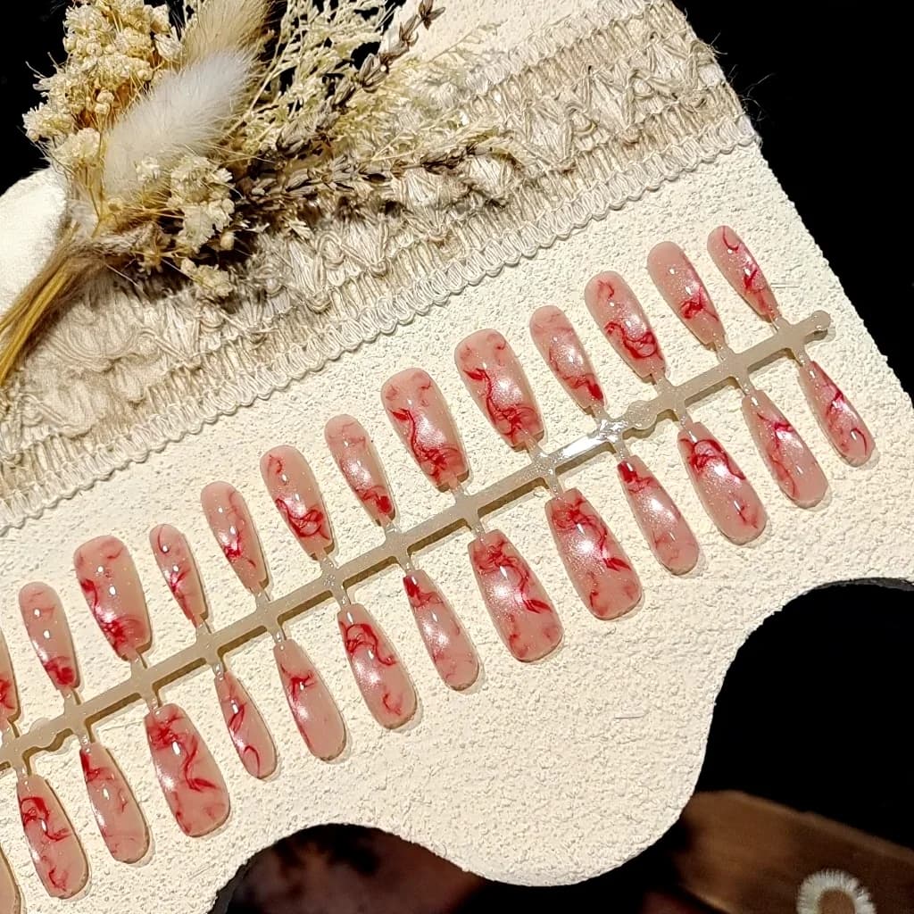 ציפורניים מלאכותיות ורוד קט-איי, צורה אליפטית בינונית, גימור נצנצים